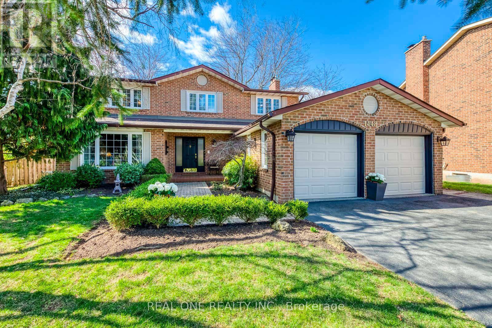 Oakville (fa Falgarwood), ON L6H3J6,1448 IVY COURT