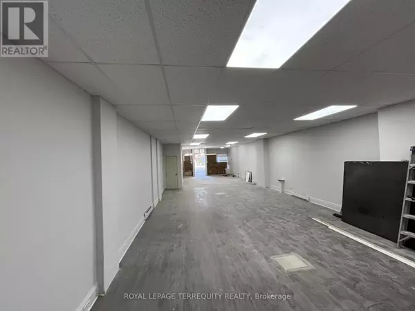 Toronto (runnymede-bloor West Village), ON M6S3Z3,389 Jane ST #B