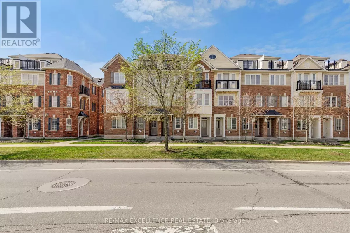 Oakville (wt West Oak Trails), ON L6M0K5,2614 Dashwood DR #29