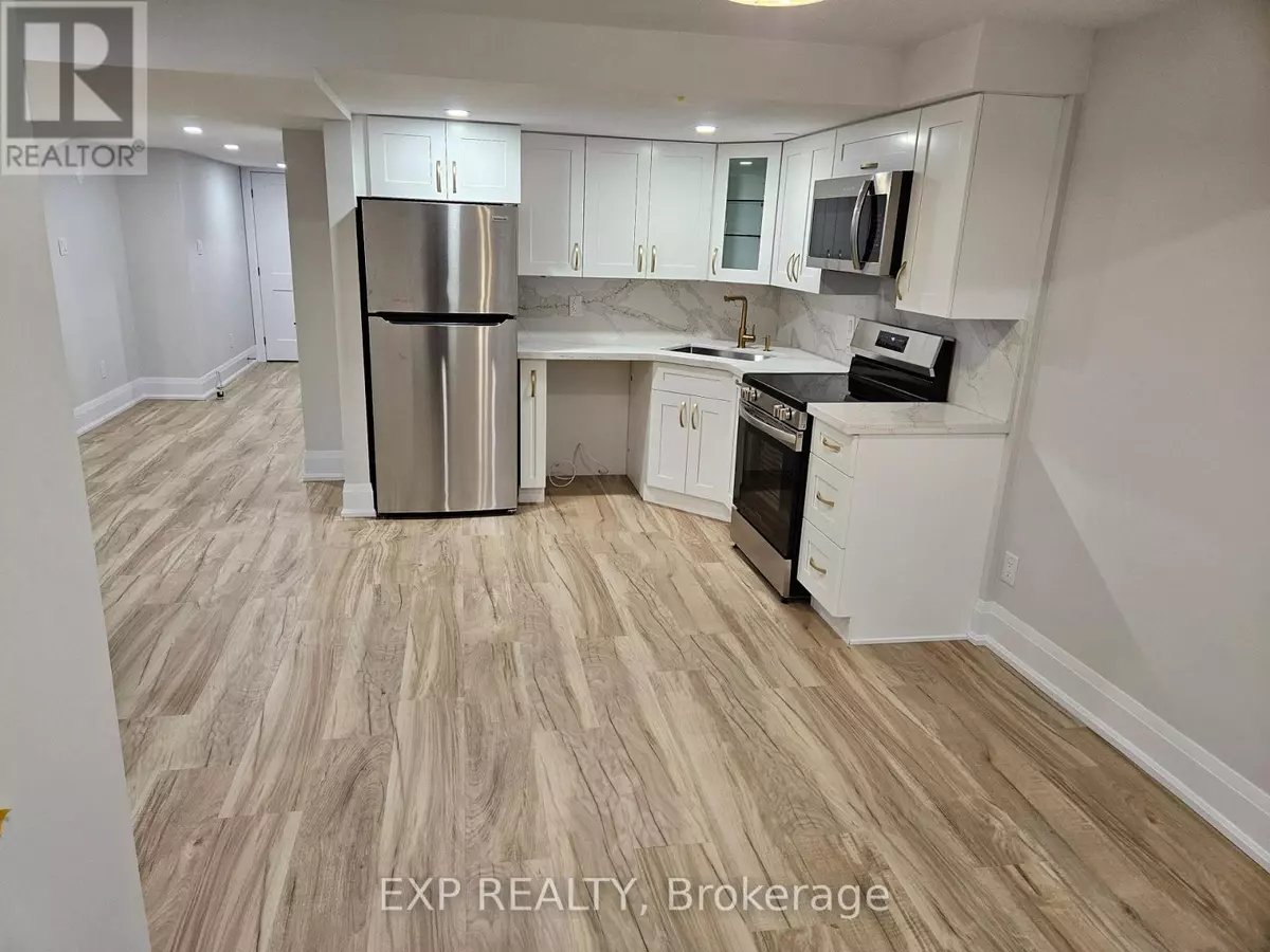 Oakville (br Bronte), ON L6L0A8,3331 WHILABOUT TERRACE S