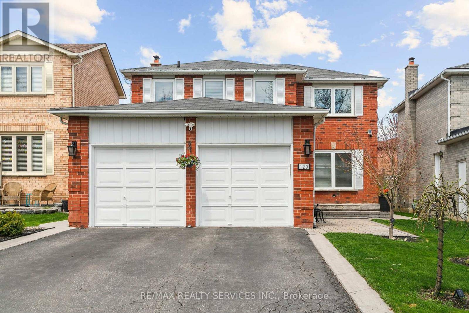 120 FLOWERTOWN AVENUE, Brampton (northwood Park), ON L6X3Y6