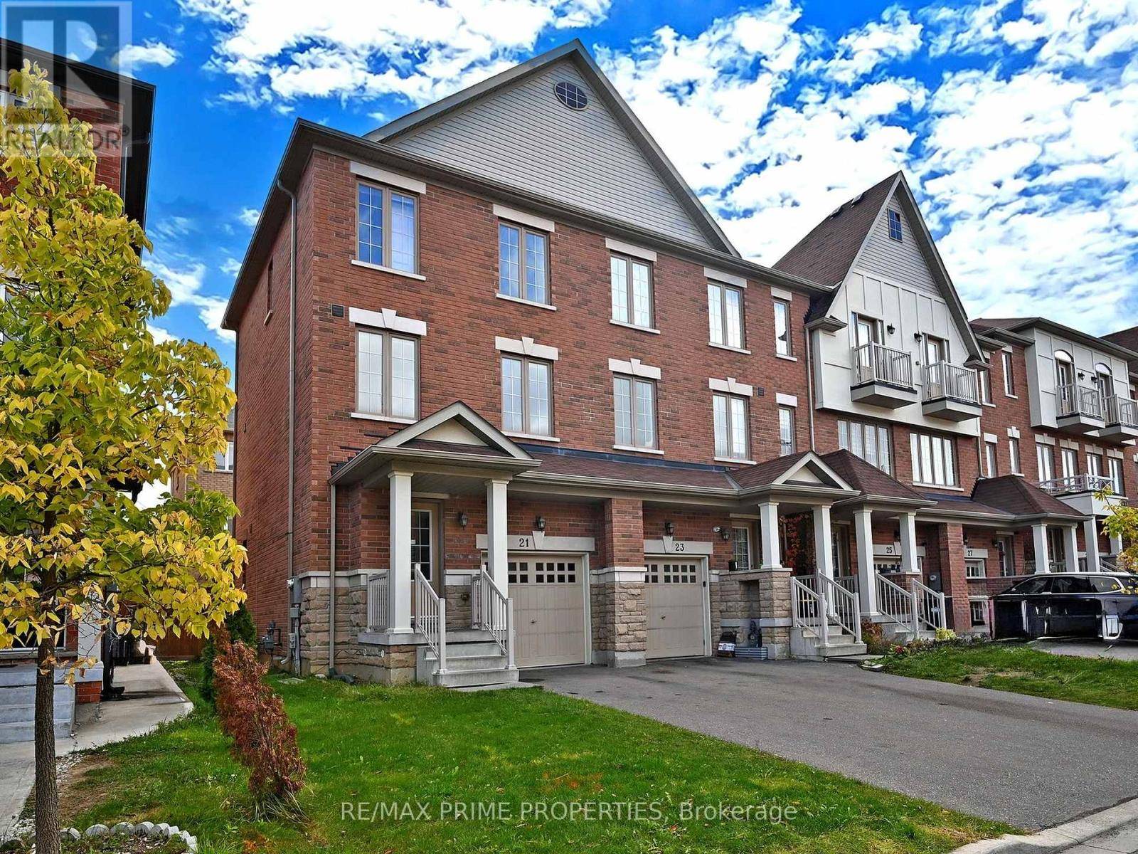 Brampton (heart Lake East), ON L6Z0J0,21 SPRUCEWOOD ROAD