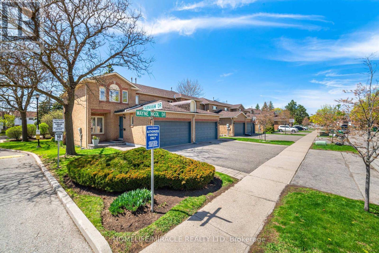 Brampton (northwood Park), ON L6X4H8,20 WAYNE NICOL DR DRIVE