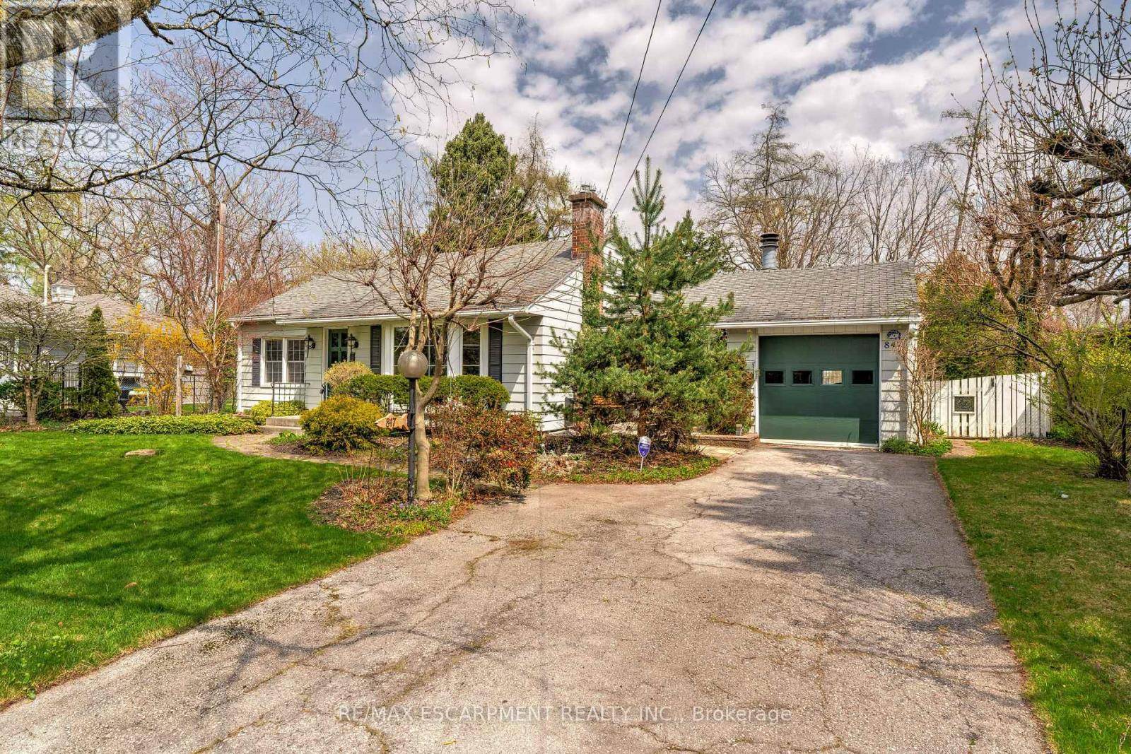 847 FOREST GLEN AVENUE, Burlington (lasalle), ON L7T2L1