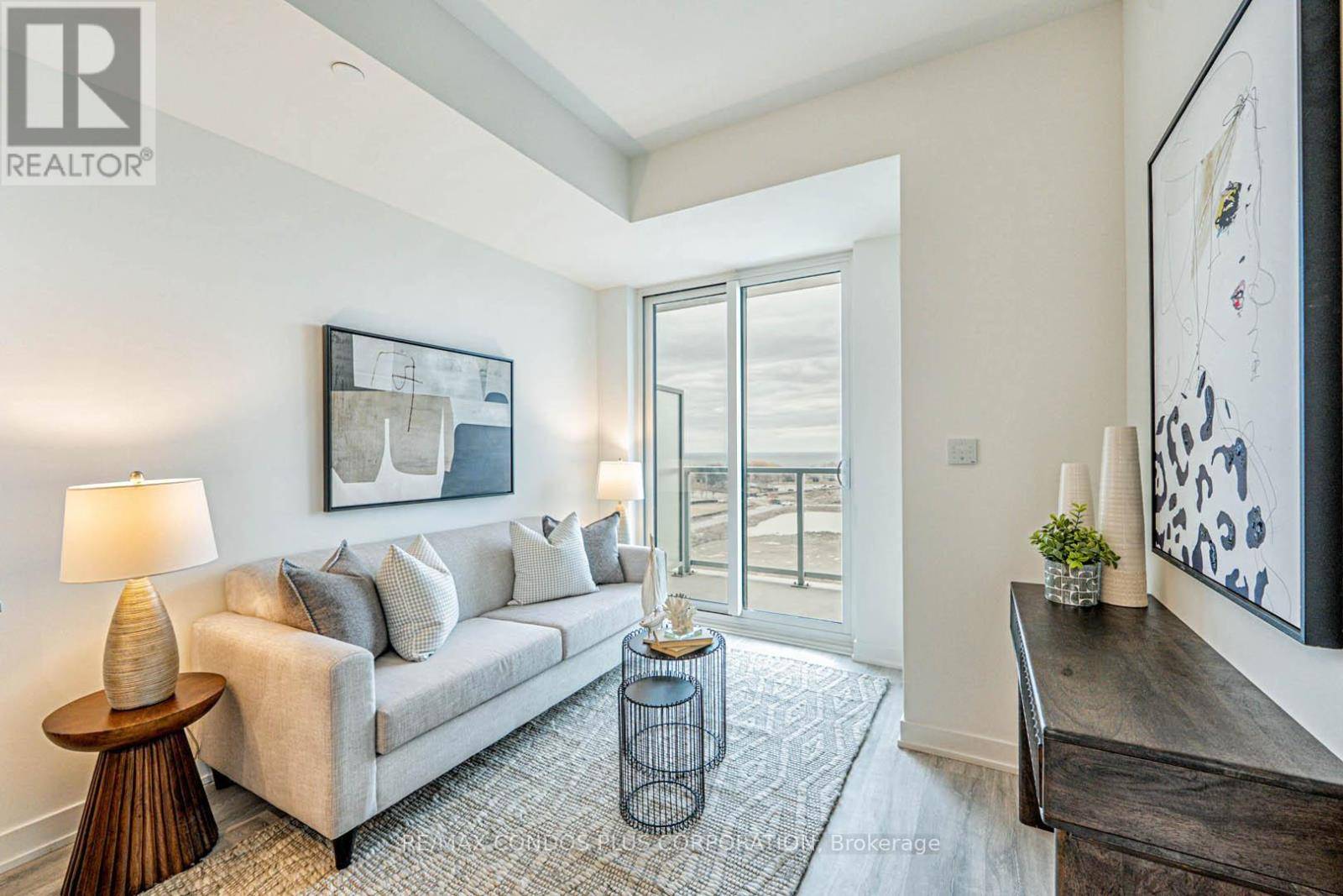 Mississauga (port Credit), ON L5H0A9,220 Missinnihe WAY #810