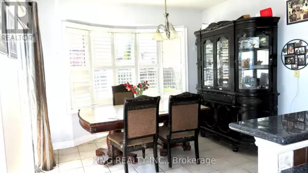 Brampton (bram East), ON L6P2E1,34 LYNNVALLEY CRESCENT