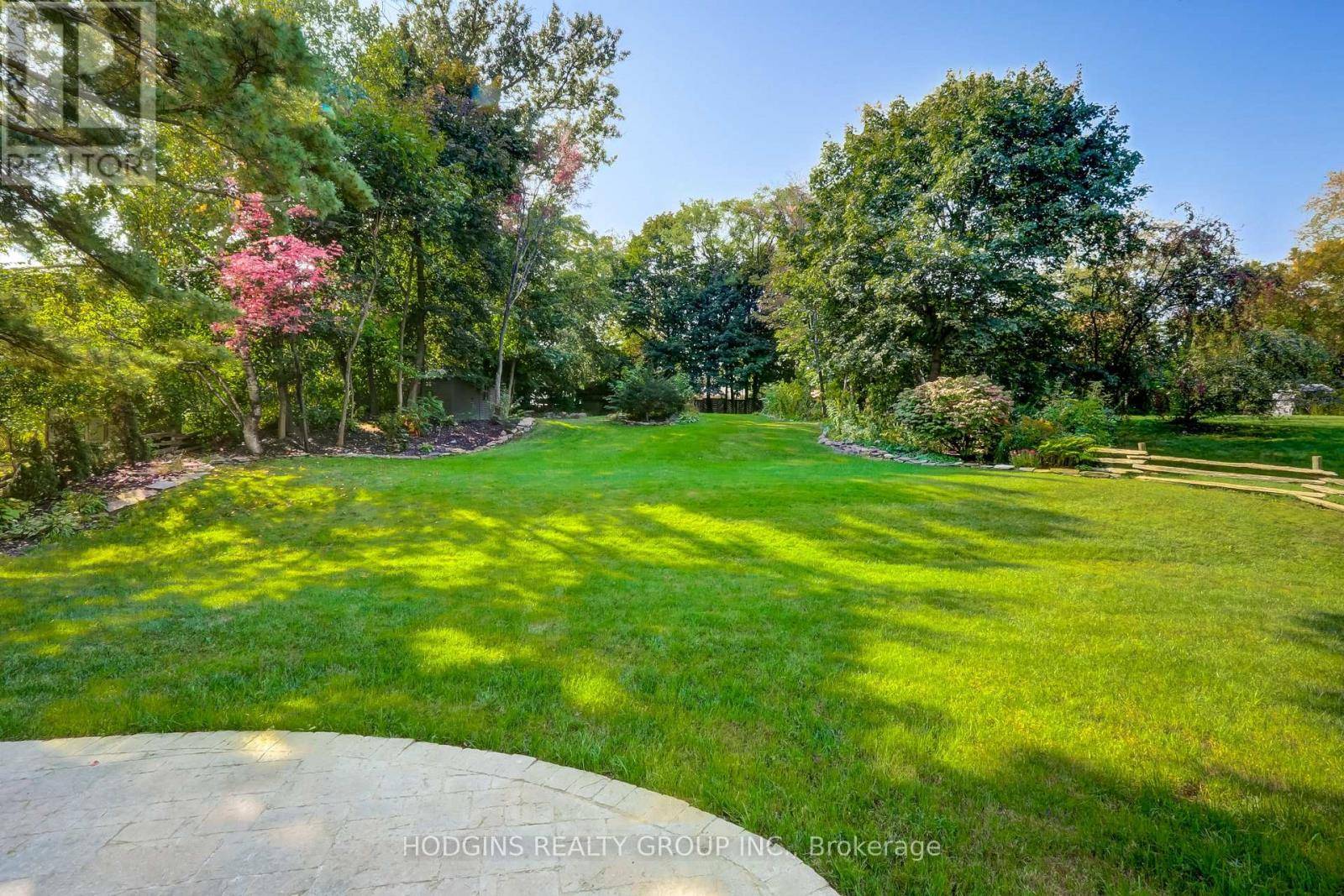 Mississauga (mineola), ON L5G2P2,1520 DRYMEN CRESCENT