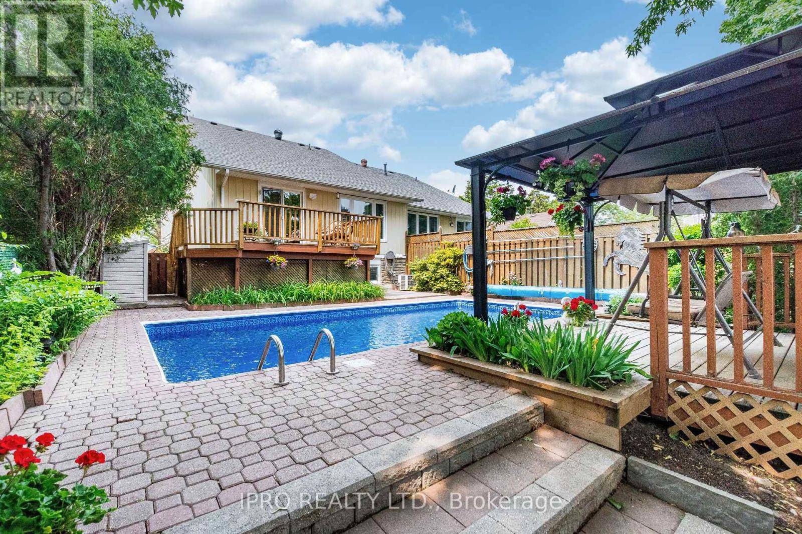 Mississauga (erin Mills), ON L5L1C9,2404 MAINROYAL STREET