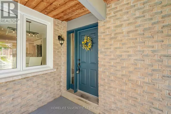 Mississauga (central Erin Mills), ON L5M5G4,5522 HOLBROOK ROAD