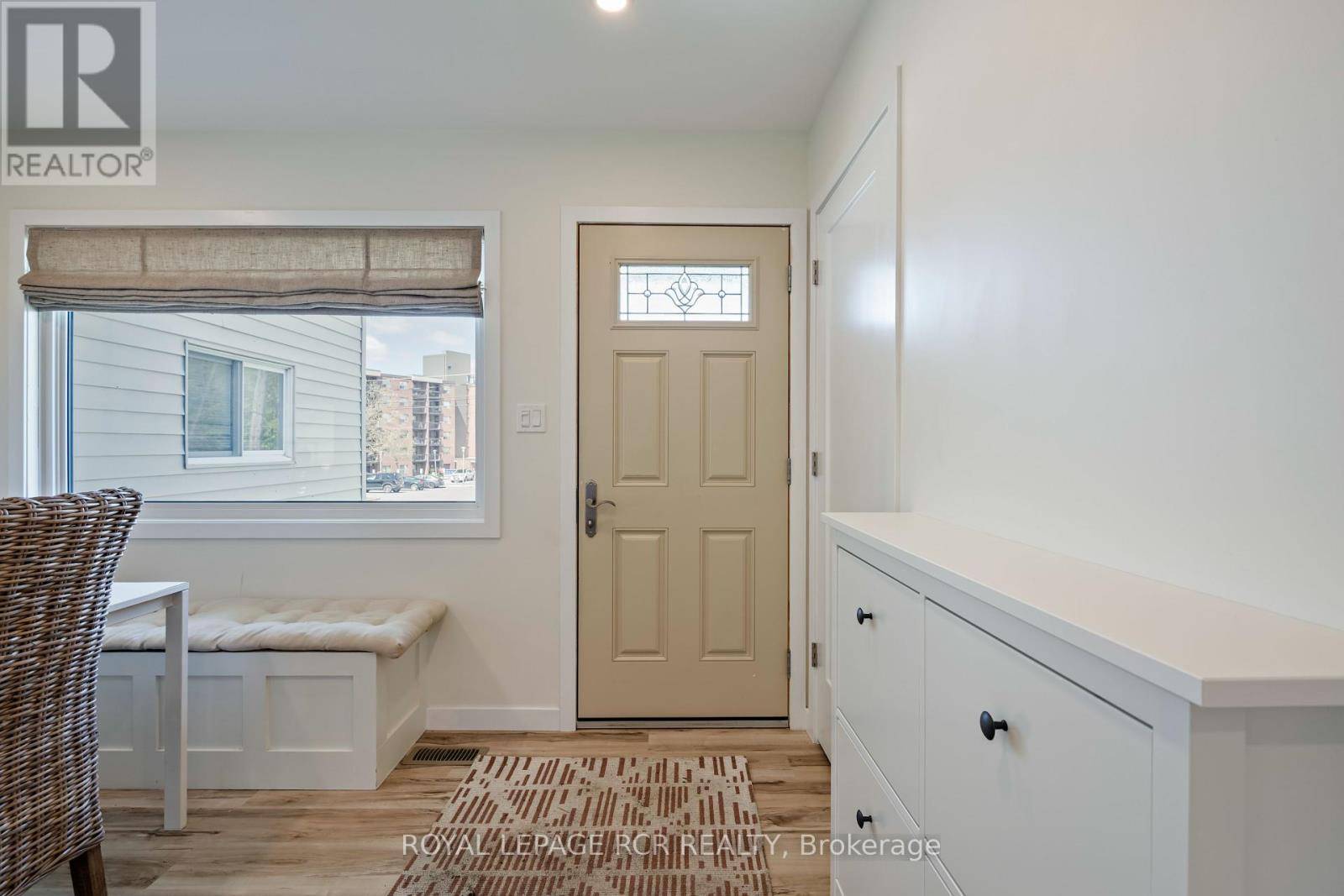 Orangeville, ON L9W2S3,42 BYTHIA STREET