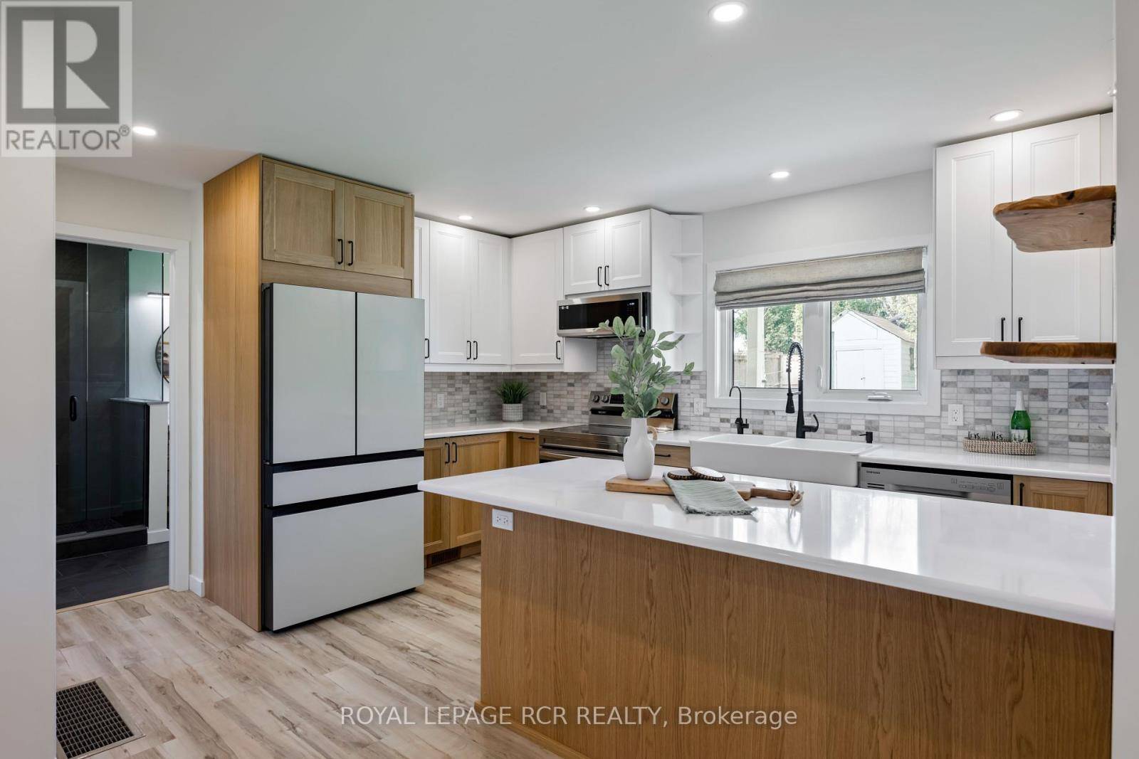 Orangeville, ON L9W2S3,42 BYTHIA STREET