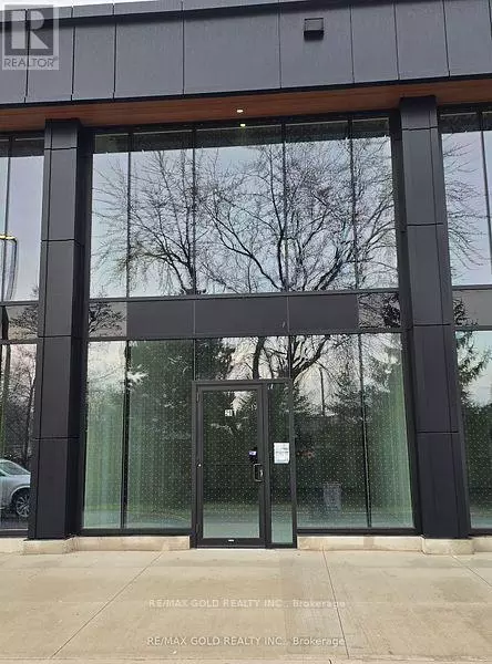 Oakville (br Bronte), ON L6K2G3,530 Speers RD #28