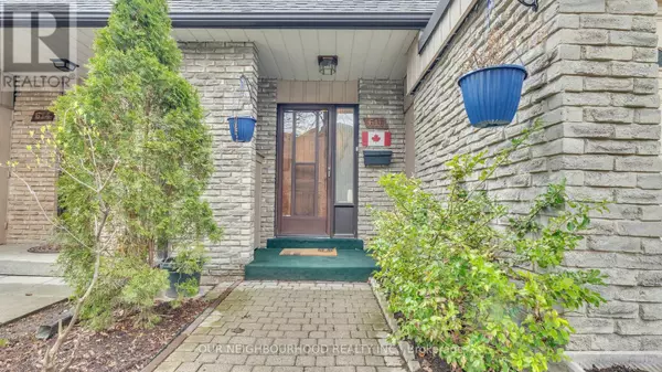 Burlington (appleby), ON L7L4K5,616 FORESTWOOD CRESCENT CRESCENT