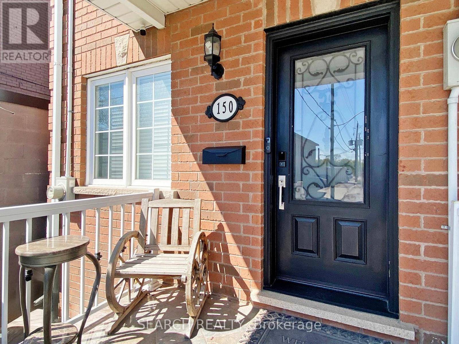 Toronto (junction Area), ON M6N3C6,150 Mulock AVE #Upper