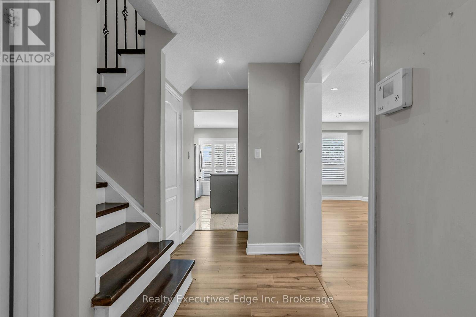 Brampton (brampton West), ON L6X3P4,111 ECCLESTONE DRIVE