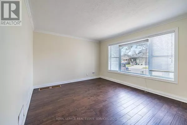 Toronto (alderwood), ON M8W4H7,233 Beta ST #upper