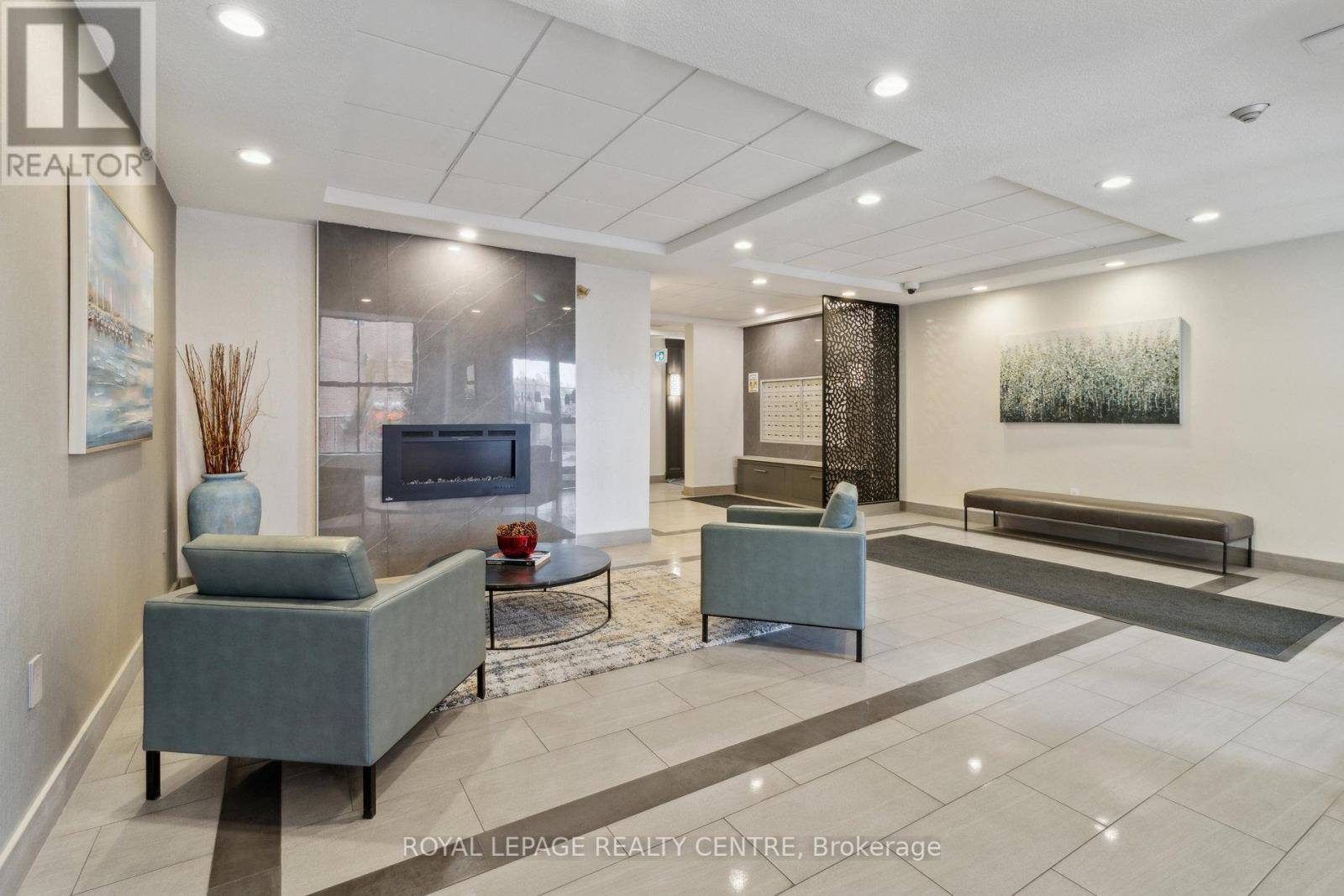 Oakville (br Bronte), ON L6L6J5,102 Bronte RD #416