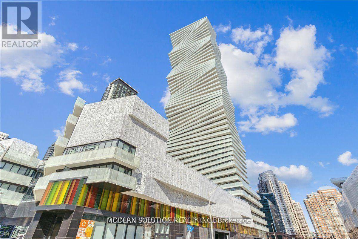 Mississauga (city Centre), ON L5B0M3,3900 Confederation Pkwy #2709