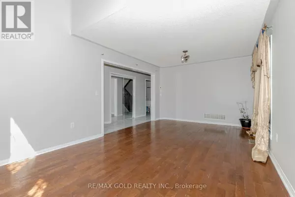 Brampton (vales Of Castlemore), ON L6P1E9,6 WONDER WAY