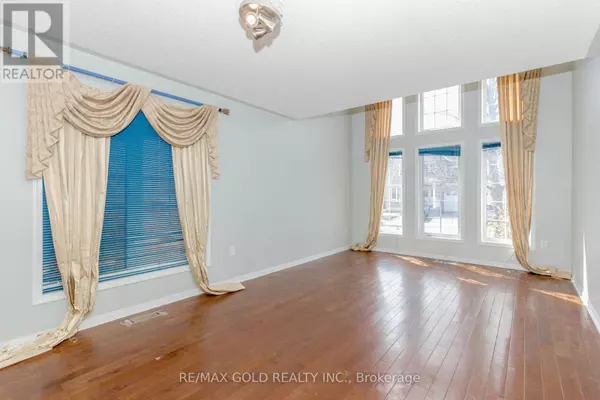 Brampton (vales Of Castlemore), ON L6P1E9,6 WONDER WAY