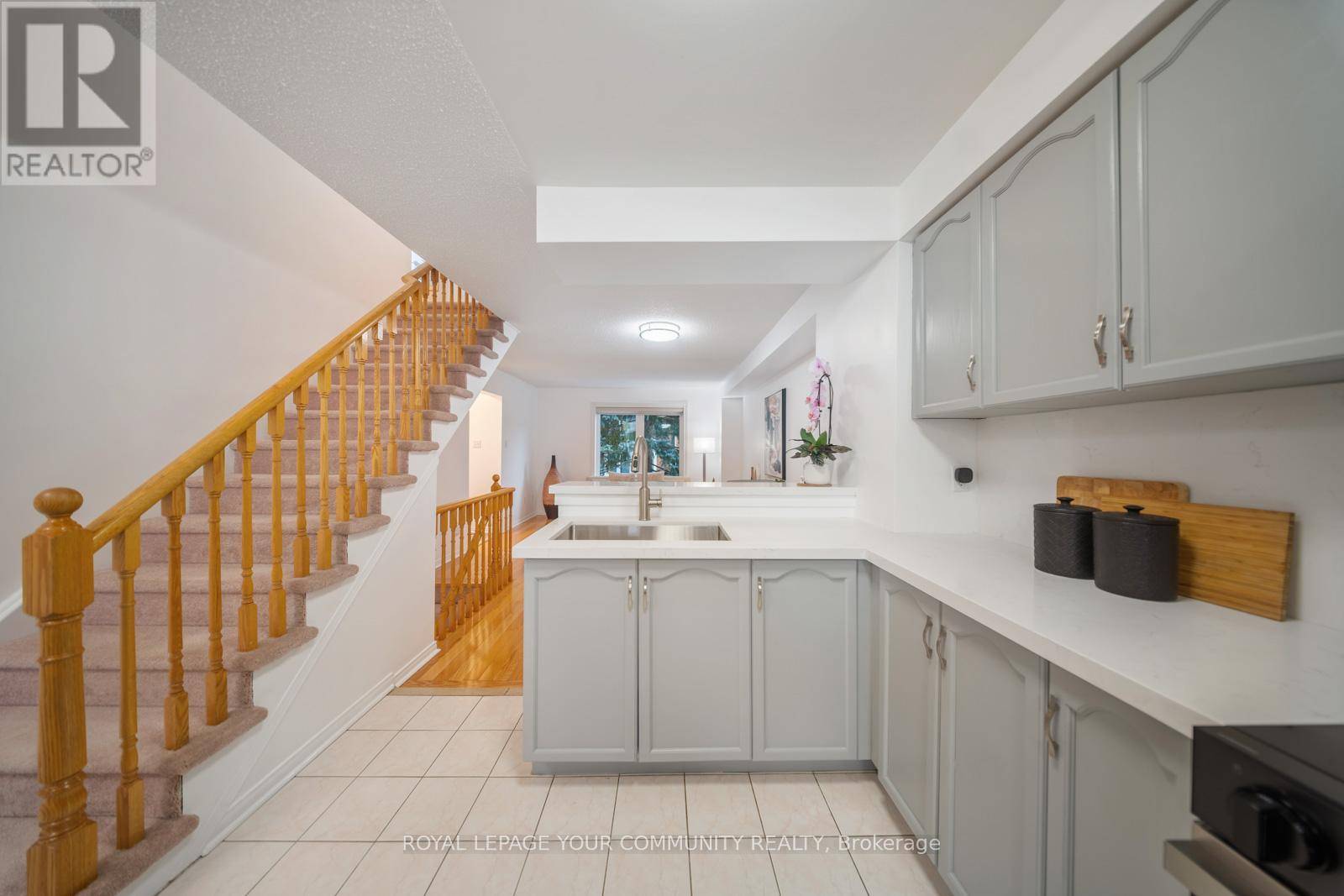 Mississauga (central Erin Mills), ON L5M5X1,5865 Dalebrook CRES #58B