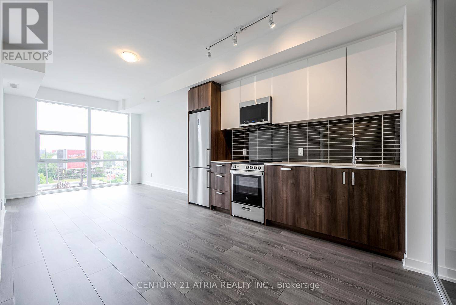 Toronto (weston-pellam Park), ON M2N0B7,1787 St Clair AVE West #408