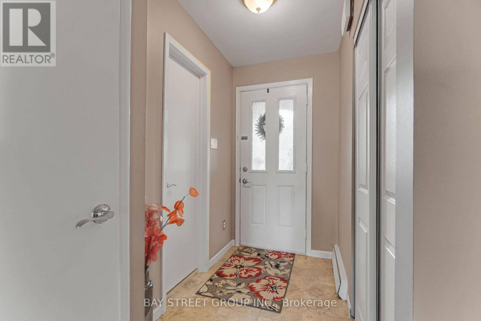 Oakville (cp College Park), ON L6H1K1,41 Nadia PL #30