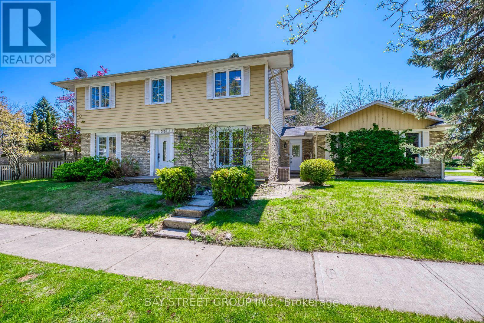 130 ALL SAINTS CRESCENT, Oakville (fd Ford), ON L6J5Y7