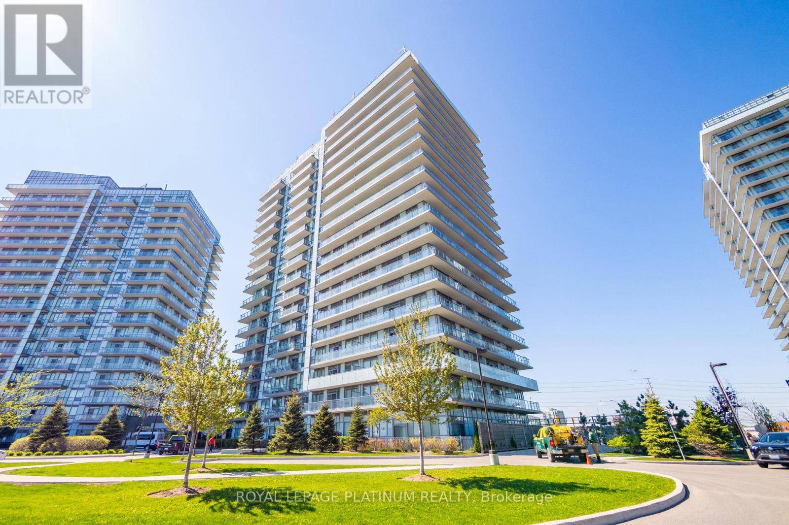 Mississauga (central Erin Mills), ON L5M2E5,4699 Glen Erin DR #409