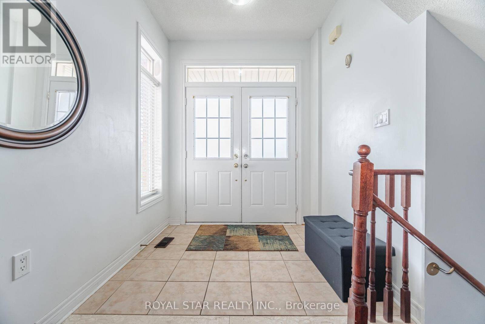 Brampton (bram East), ON L6P2M6,21 BAYLAWN CIRCLE