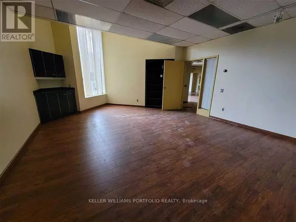 Mississauga (northeast), ON L5T1V9,1611 COURTNEYPARK DRIVE E