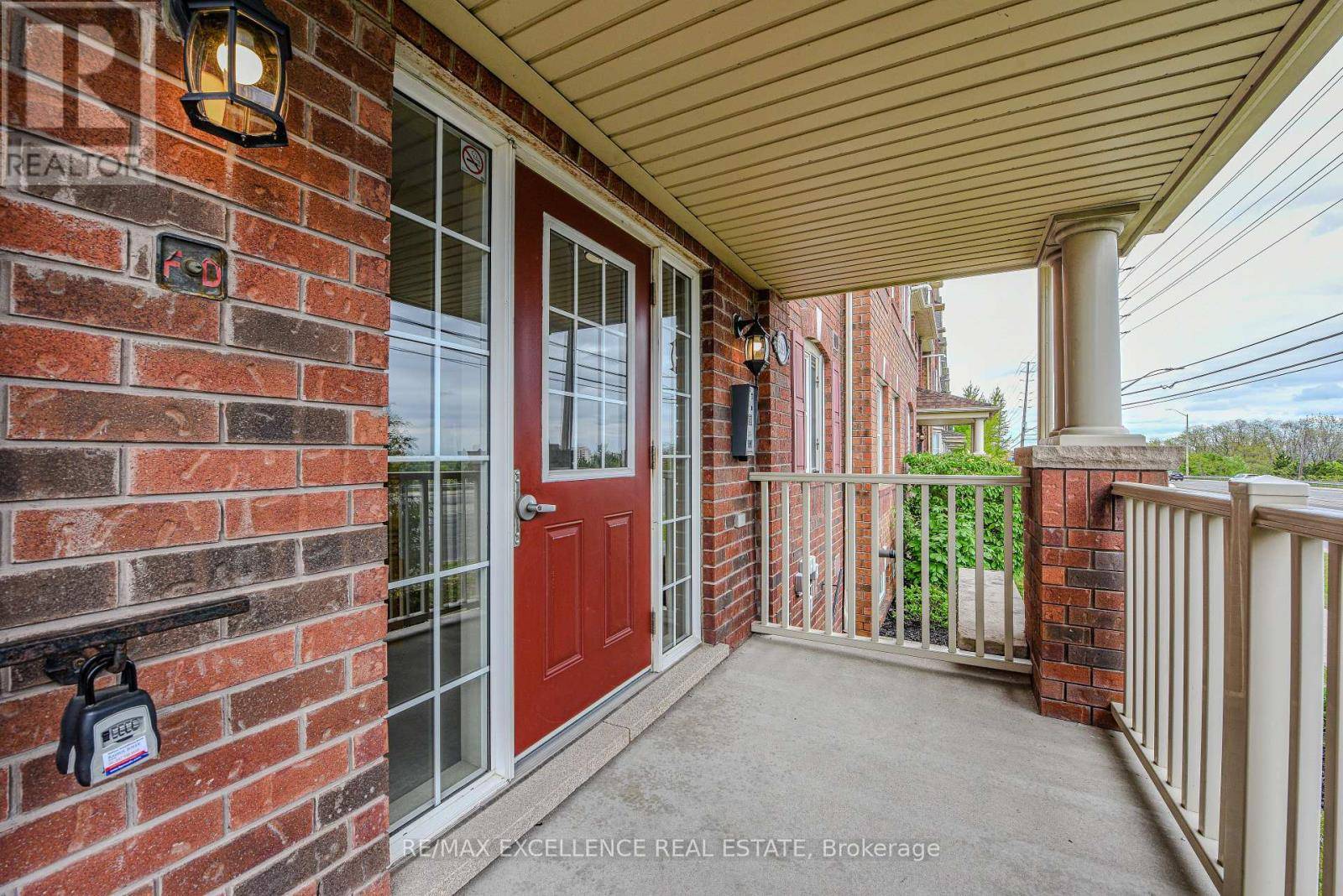 Mississauga (cooksville), ON L5B0B3,599 Dundas ST West #6
