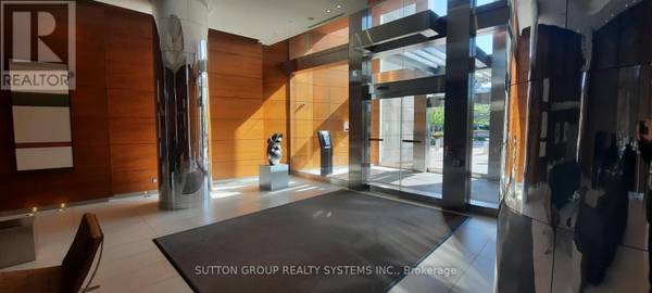 5 Valhalla Inn RD #1605, Toronto (islington-city Centre West), ON M9B0B1