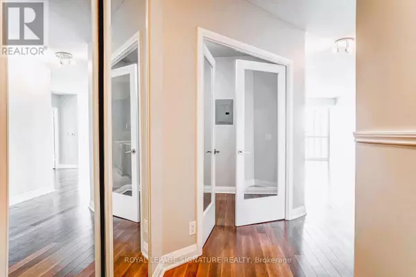 Mississauga (clarkson), ON L5J0A3,1055 Southdown RD #614