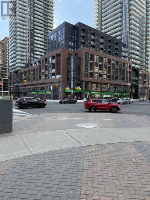 Mississauga (creditview), ON L5B0L6,430 Square One DR #3303
