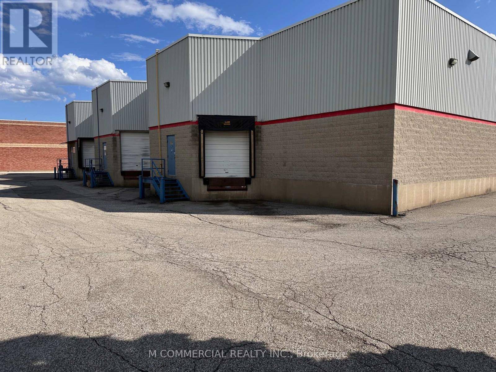 Burlington (industrial Burlington), ON L7L6A7,1329 HEINE COURT