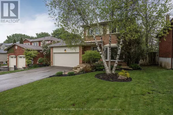 Orangeville, ON L9W4N2,215 BEECHFIELD CRESCENT