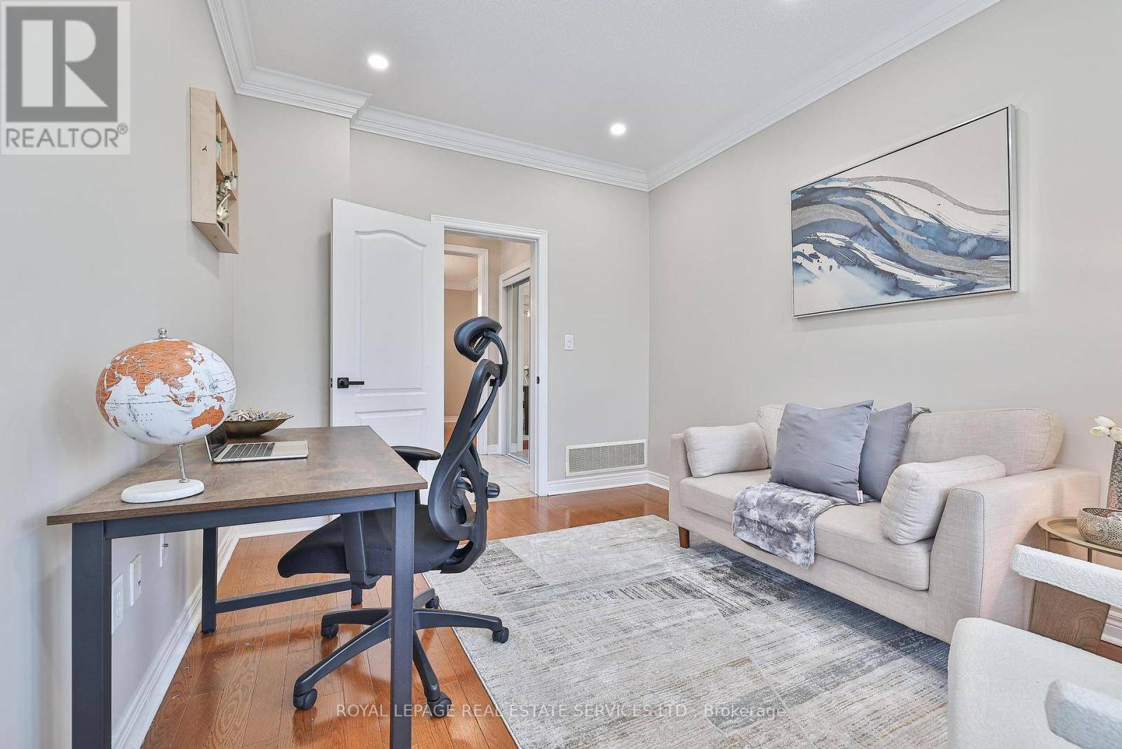 Oakville (bc Bronte Creek), ON L6M0B3,3222 EPWORTH CRESCENT