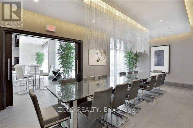 Oakville (qe Queen Elizabeth), ON L6K3V5,65 Speers RD #1406