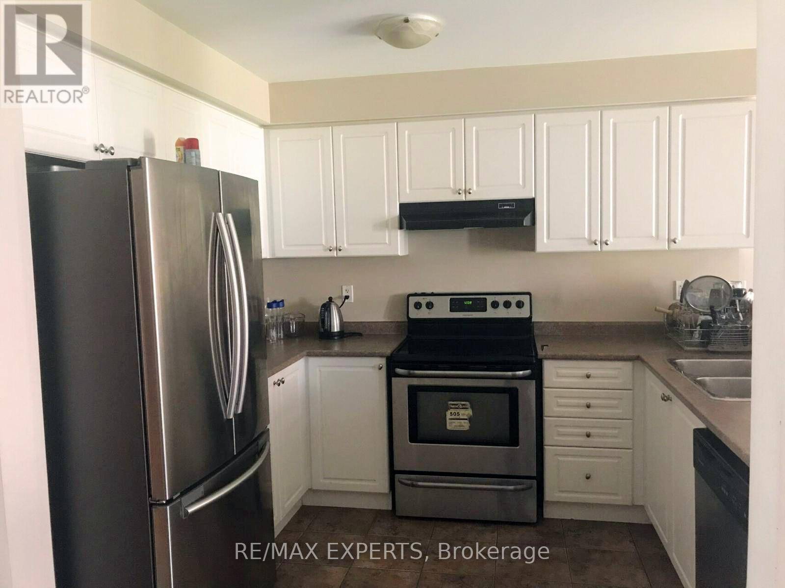 Brampton (sandringham-wellington), ON L6R0W8,18 Cedarbrook RD #119