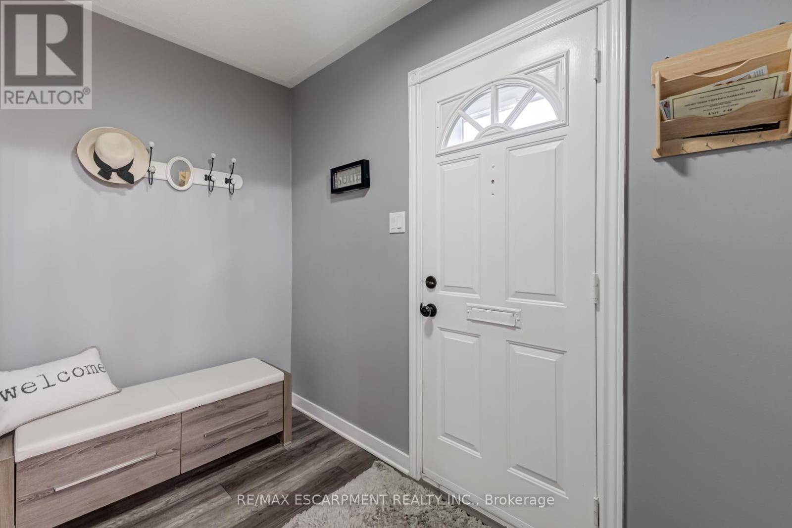 Mississauga (meadowvale), ON L5N1V6,2825 Gananoque DR #48