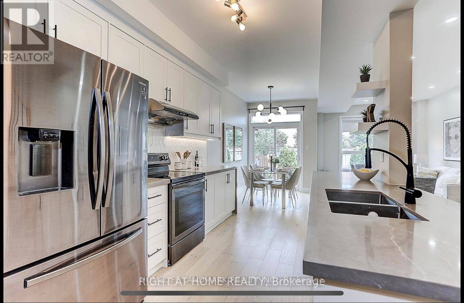 2305 STONE GLEN CRESCENT, Oakville (wm Westmount), ON L6M0C9