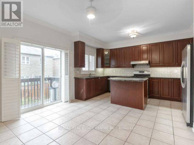 Brampton (bram West), ON L6Y5R2,21 BUSTER DRIVE