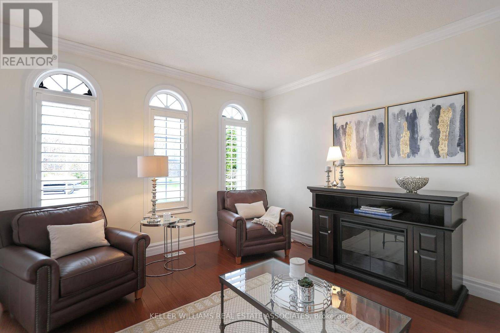 Halton Hills (georgetown), ON L7G6A4,15 JOHNSON CRESCENT