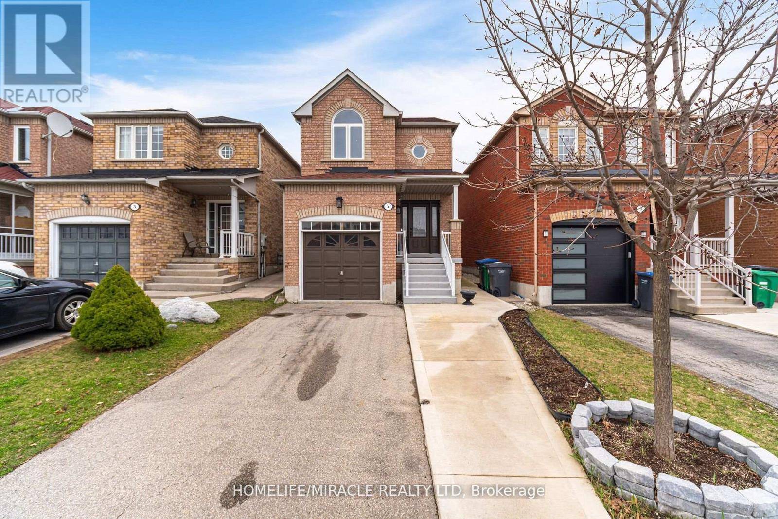 Brampton (bram East), ON L6P1M6,7 EASTVIEW GATE