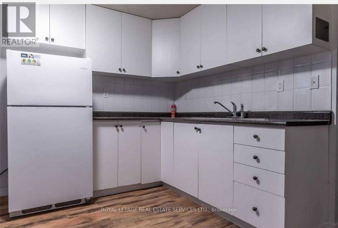Mississauga (central Erin Mills), ON L5M5K6,6053 Leeside CRES #Bsmt