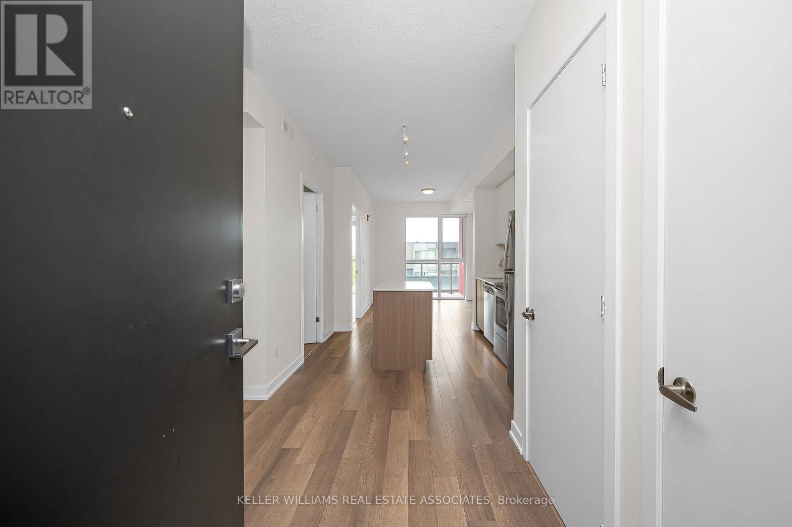 Burlington (orchard), ON L7L0J6,5240 Dundas ST #B412
