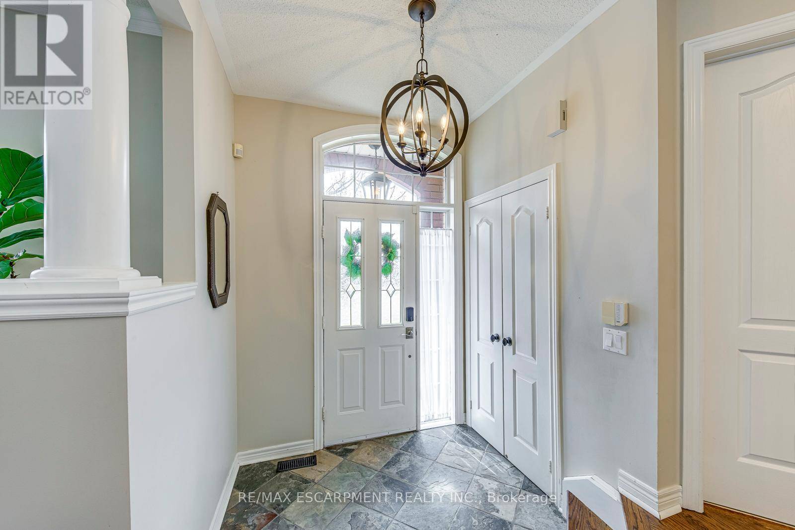 Oakville (ro River Oaks), ON L6H6N5,2375 ENNERDALE ROAD