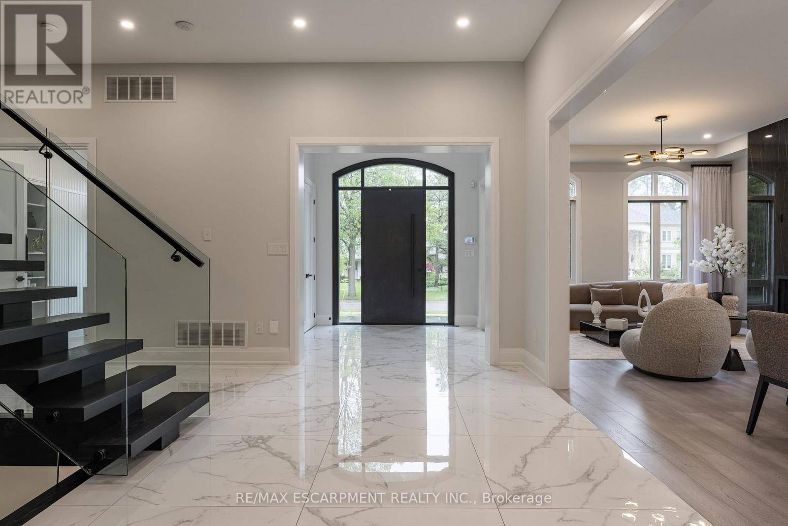 Mississauga (sheridan), ON L5H3J1,2110 STONEHOUSE CRESCENT