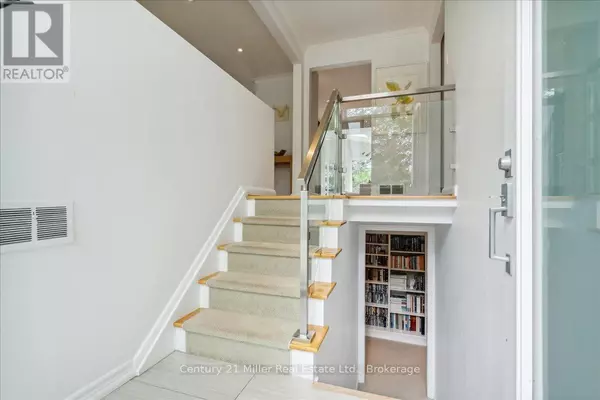Oakville (wo West), ON L6L2S1,1129 SHAW STREET
